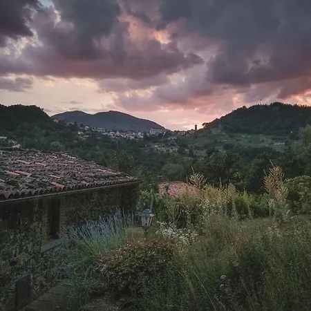 Borgo Del Sole Poggio (Lucca)
